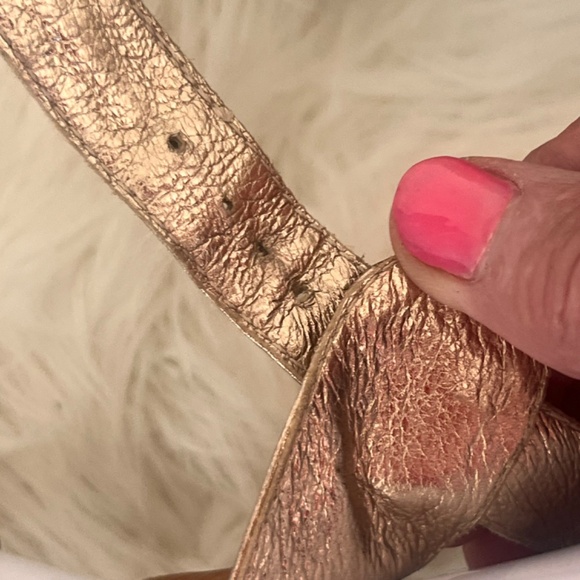 Dolce Vita platform metallic t-strap high heel sandals -Size 7.5 - Picture 8 of 14